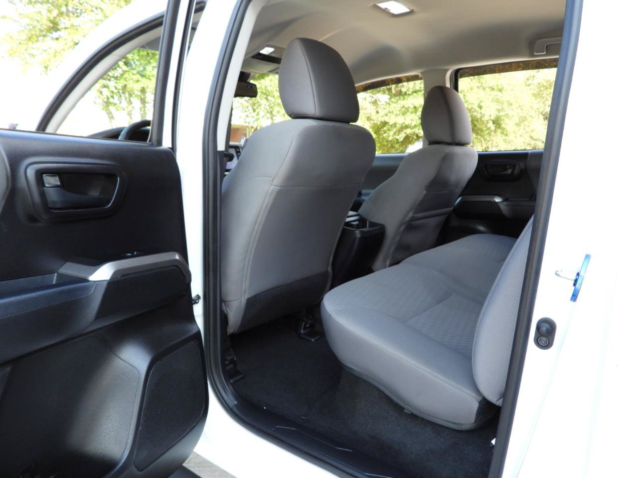 Used 2021 Toyota Tacoma SR5 RWD image 51