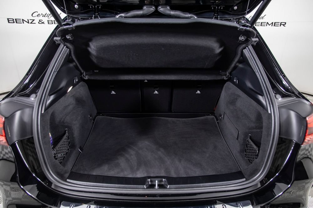 Used 2025 Mercedes-Benz GLA 35 AMG 4MATIC image 8