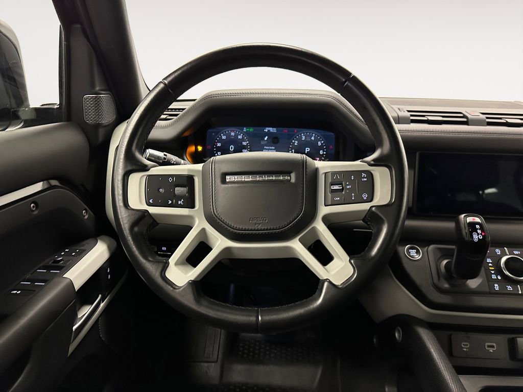 Used 2021 Land Rover Defender 110 X-Dynamic HSE image 12