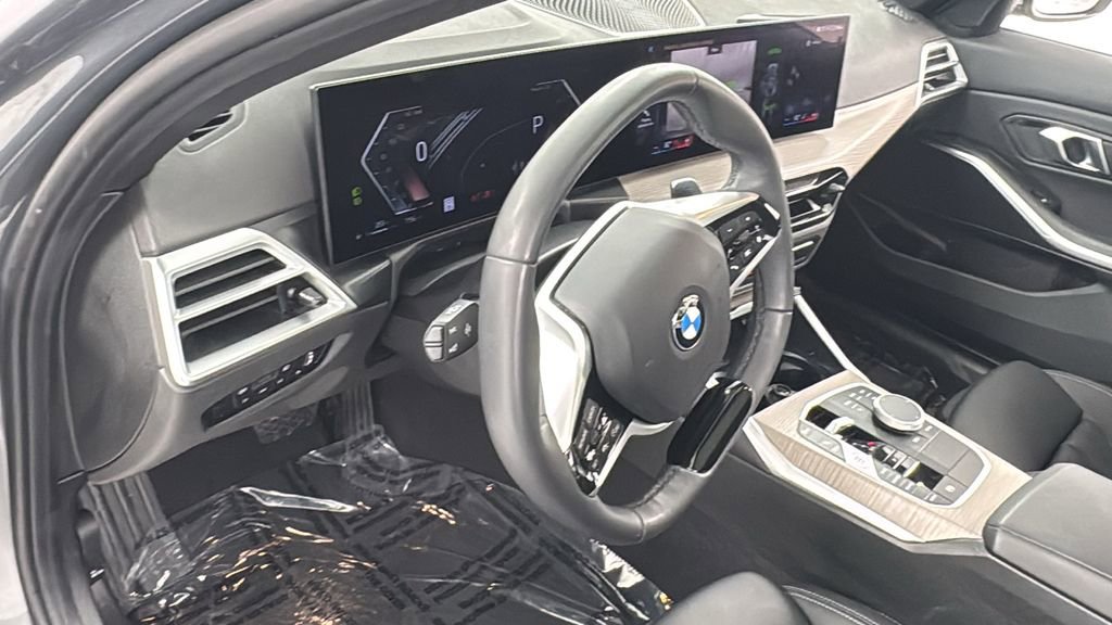 Used 2025 BMW 330i xDrive Sedan image 34