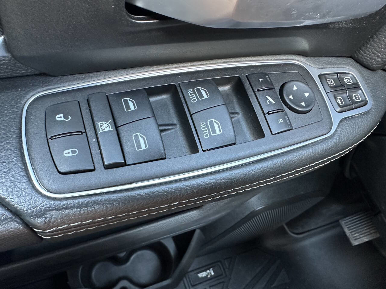 Used 2024 RAM 2500 Big Horn image 16