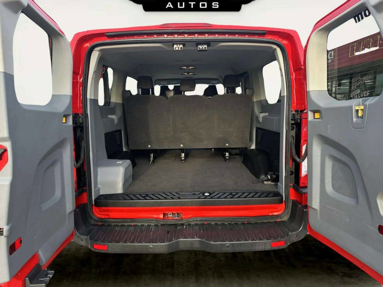 Used 2016 Ford Transit 150 XL image 10