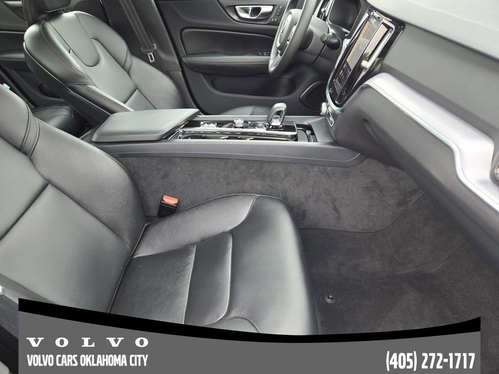 Used 2024 Volvo S60 B5 Core FWD image 13