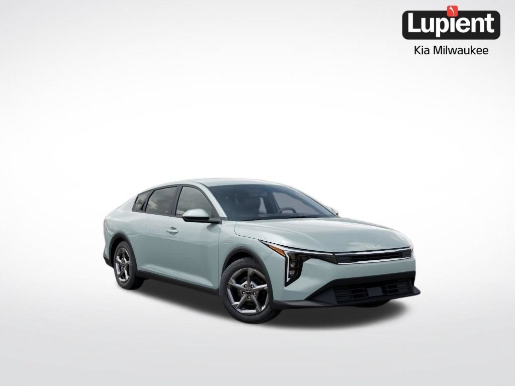 New 2026 Kia K4 FWD image 1