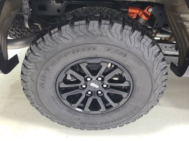 Used 2026 Ford F150 Raptor AWD/4WD image 43