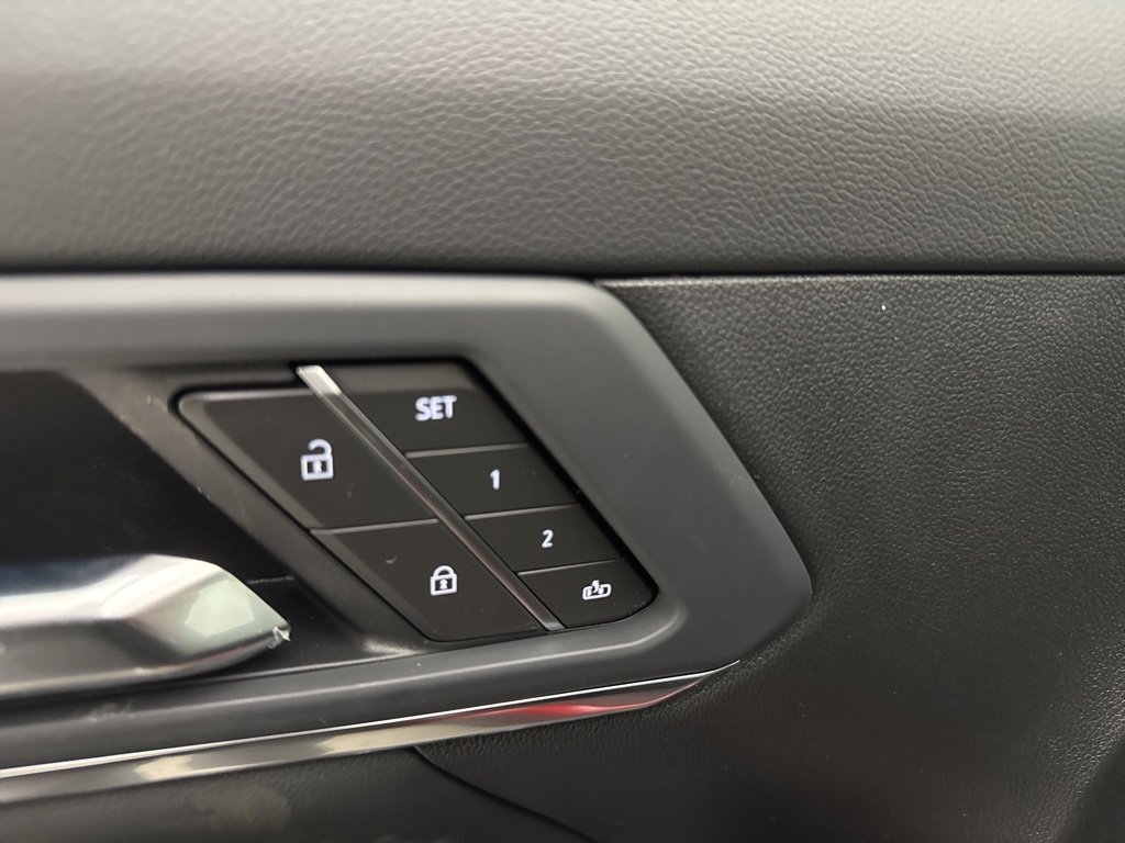 New 2026 GMC Terrain Elevation w/ Elevation Premium Package image 24