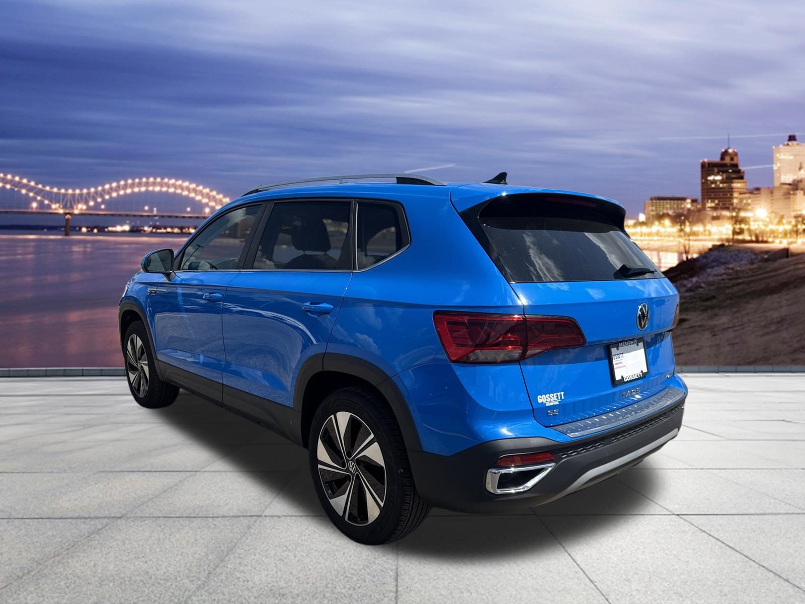 Certified 2024 Volkswagen Taos SE w/ Panoramic Sunroof Package AWD/4WD image 3