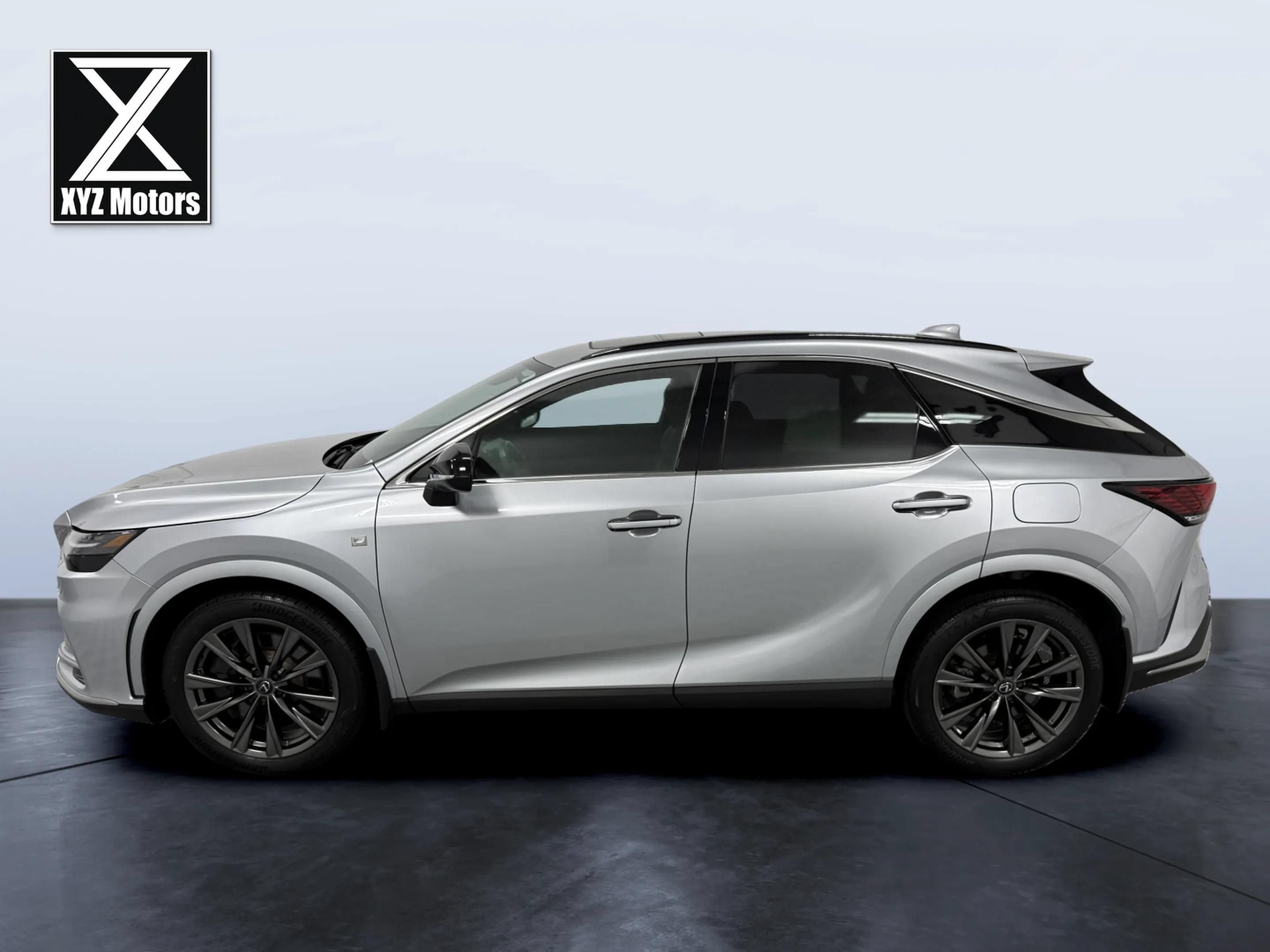 Used 2024 Lexus RX 350 AWD image 3
