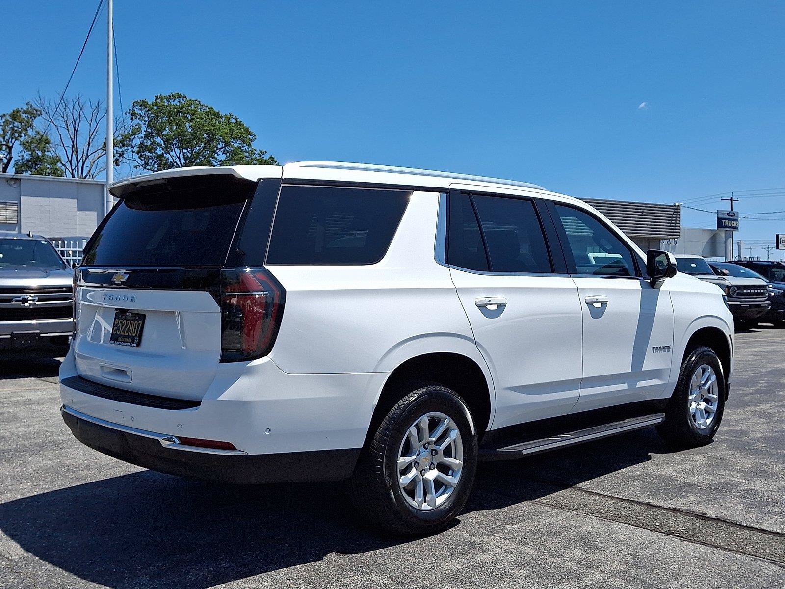 Used 2025 Chevrolet Tahoe LS AWD/4WD image 6