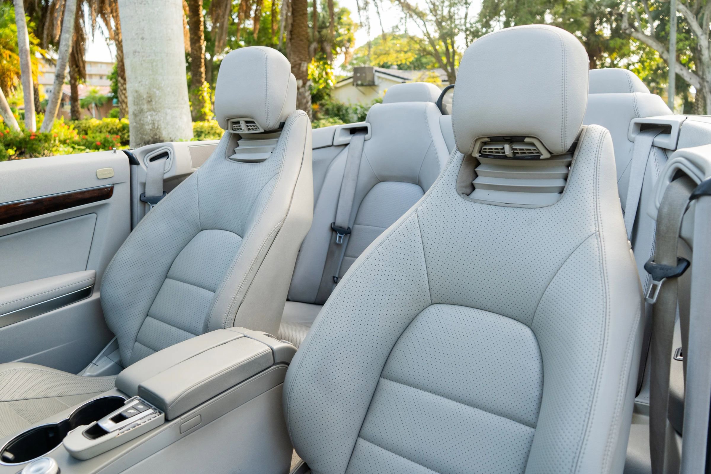 Used 2011 Mercedes-Benz E 350 Cabriolet w/ Premium 2 Pkg image 85