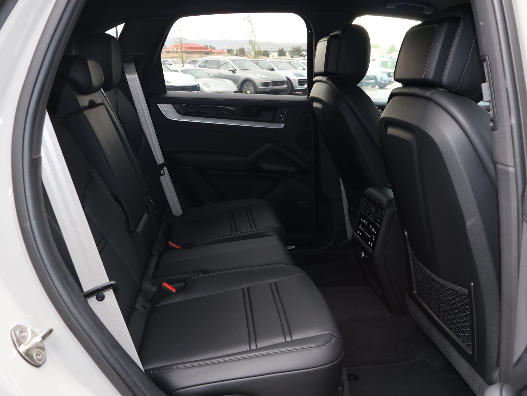New 2026 Porsche Cayenne AWD/4WD image 28