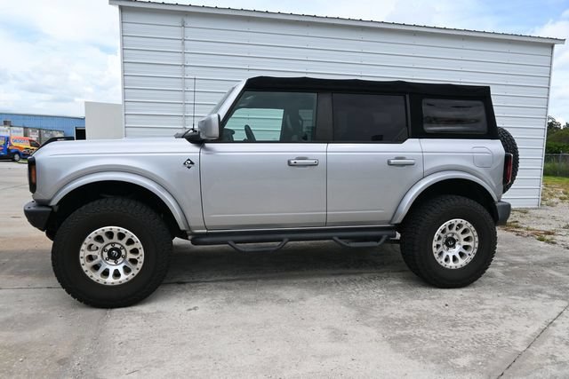 Used 2021 Ford Bronco Outer Banks AWD/4WD image 6