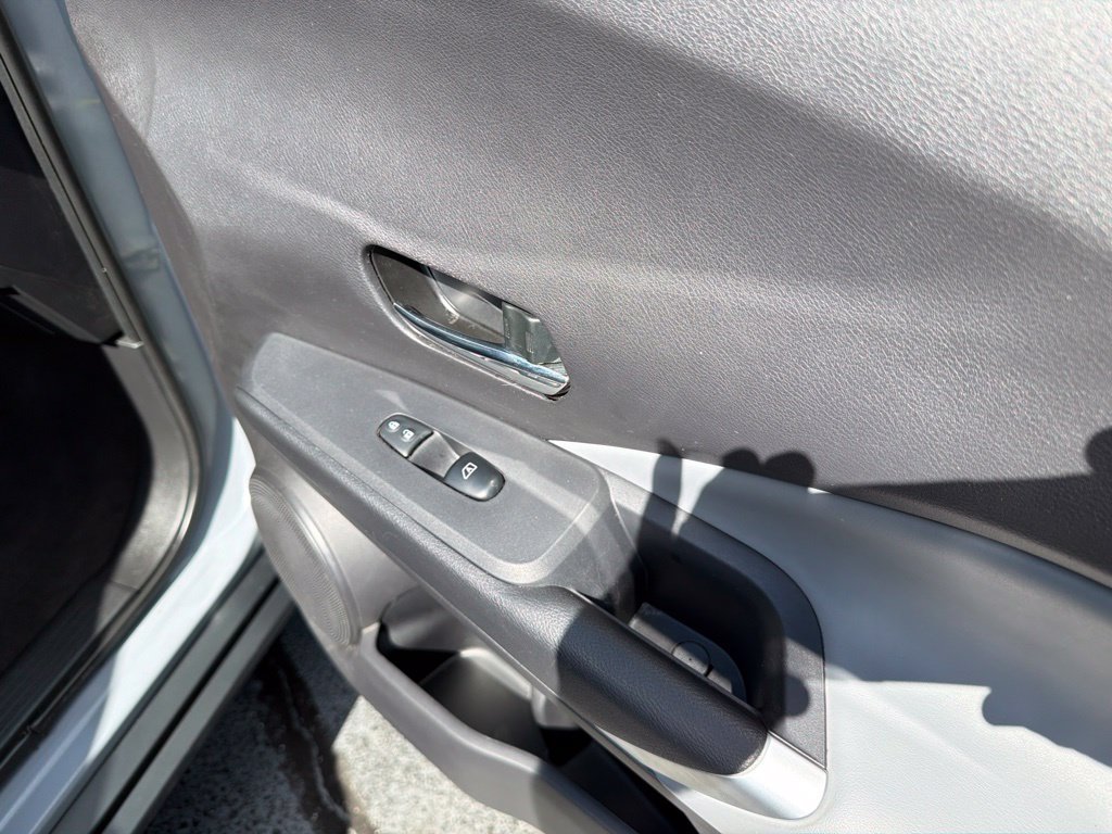 Used 2024 Nissan Kicks SR w/ SR Premium Package FWD image 24