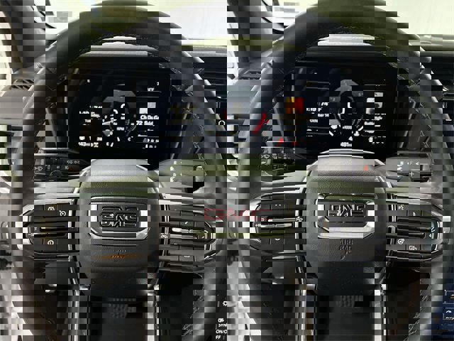 Used 2025 GMC Terrain Elevation w/ Elevation Premium Package image 11