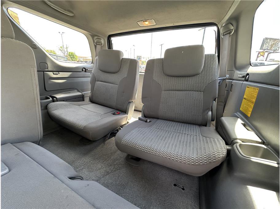Used 2007 Toyota 4Runner SR5 AWD/4WD image 16