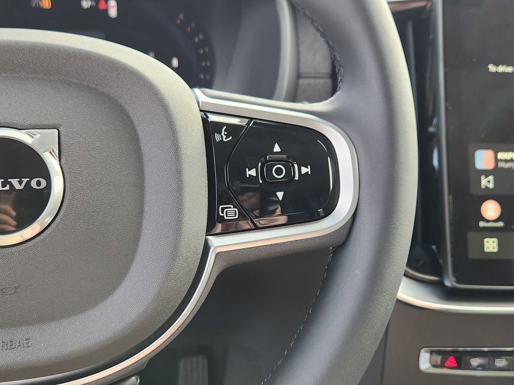 New 2026 Volvo XC90 B6 Ultra w/ Lounge Package image 10