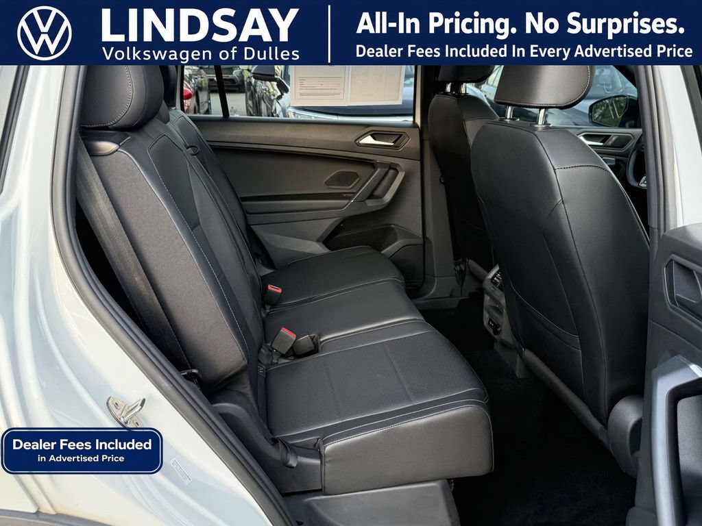 Used 2020 Volkswagen Tiguan SE R-Line w/ 3rd Row Seat Package AWD/4WD image 13