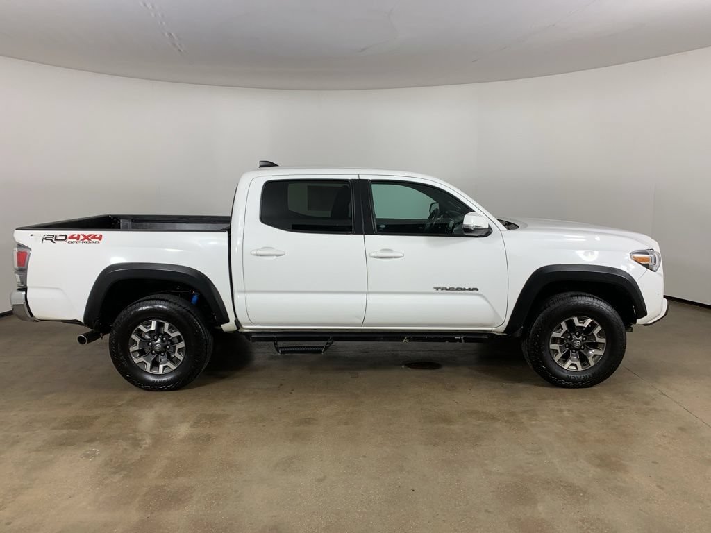 Used 2023 Toyota Tacoma TRD Off-Road AWD/4WD image 7