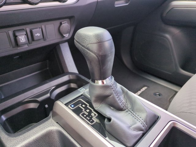 Used 2023 Toyota Tacoma SR5 RWD image 12