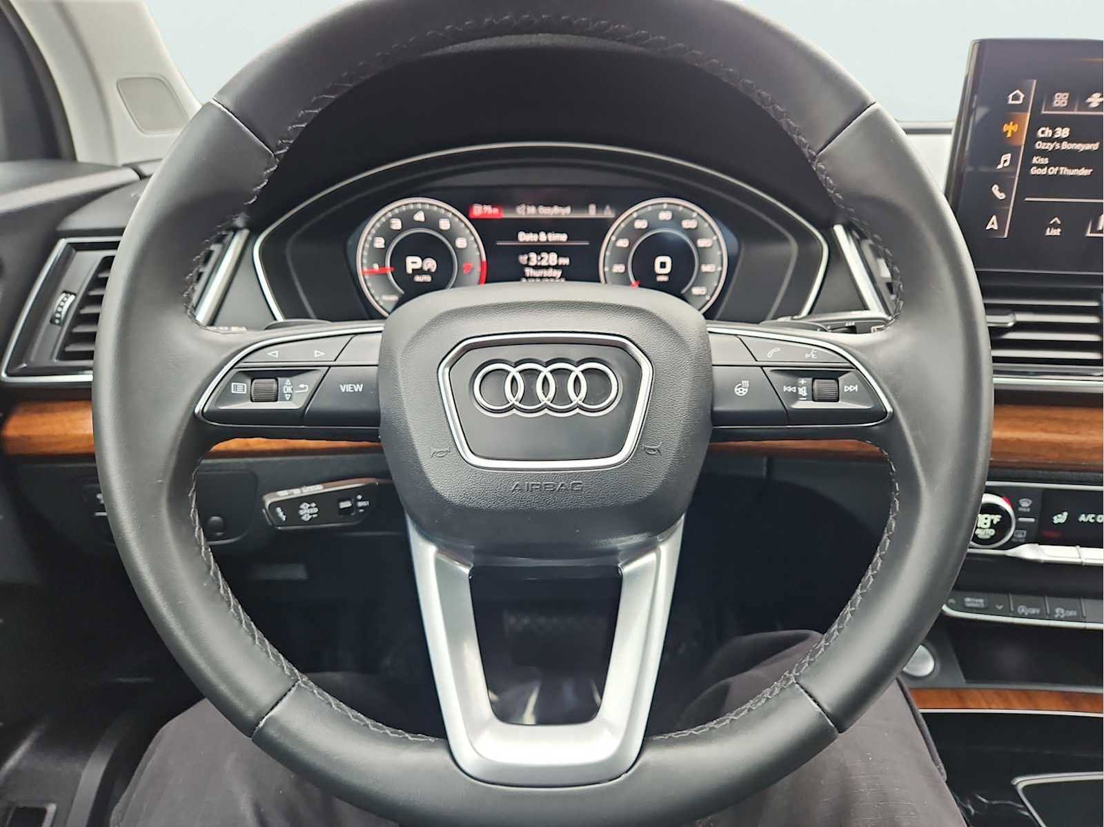 Used 2023 Audi Q5 2.0T Premium Plus w/ Premium Plus Package image 19