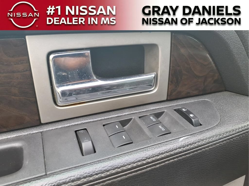 Used 2013 Ford F150 Platinum AWD/4WD image 11