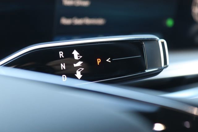 Certified 2025 Cadillac Lyriq Luxury image 13