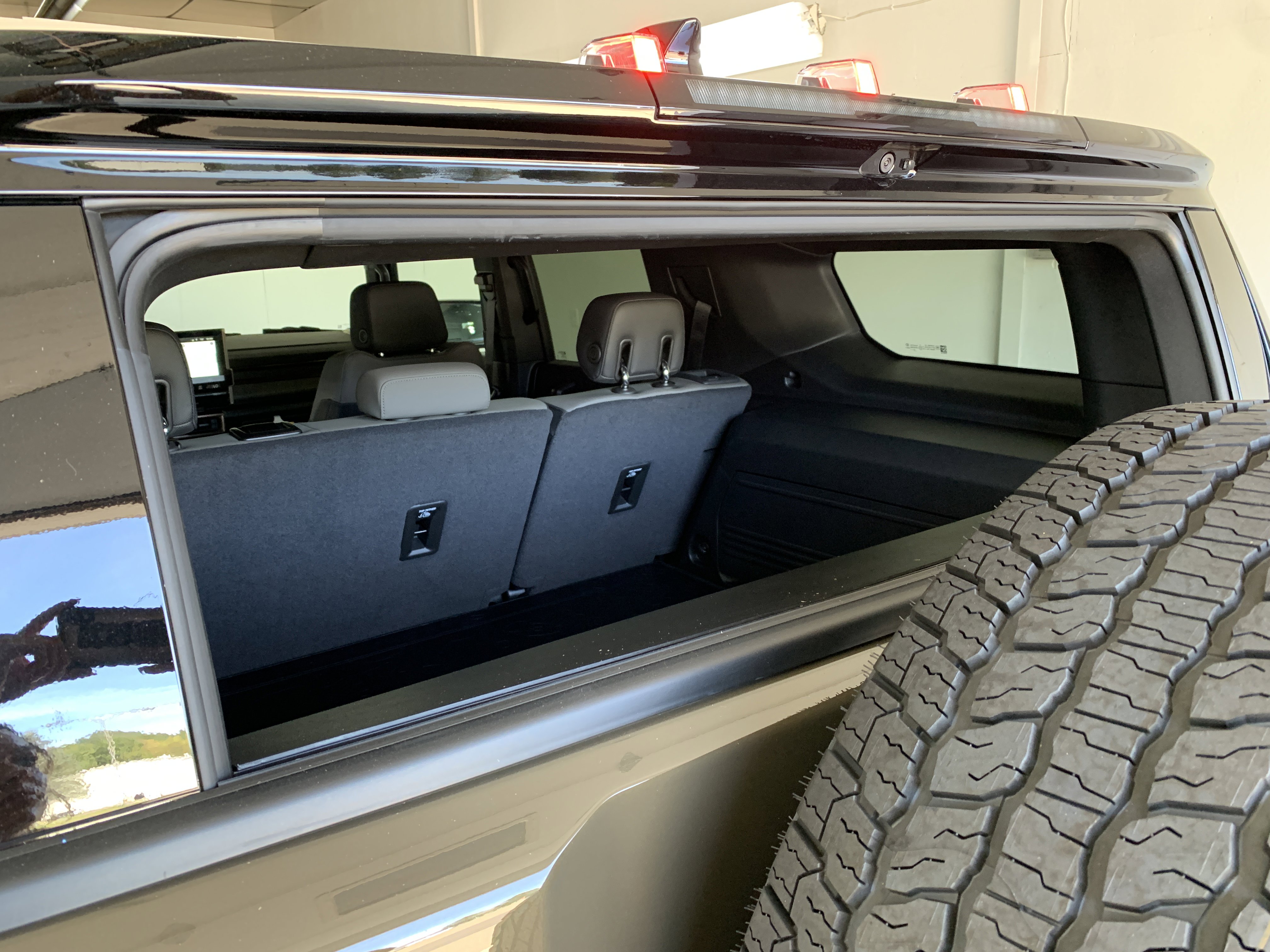 New 2025 GMC Hummer EV 2X image 55