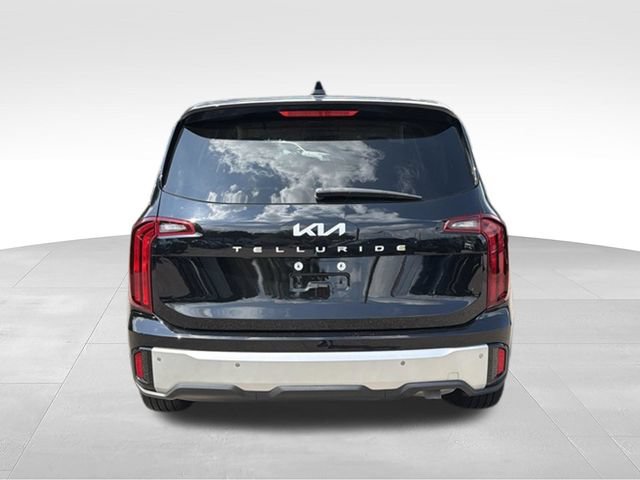 Used 2024 Kia Telluride LX FWD video 4