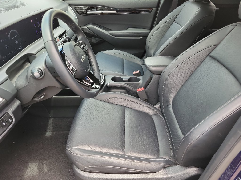 Used 2025 Kia Seltos EX w/ EX Sunroof Package FWD image 11