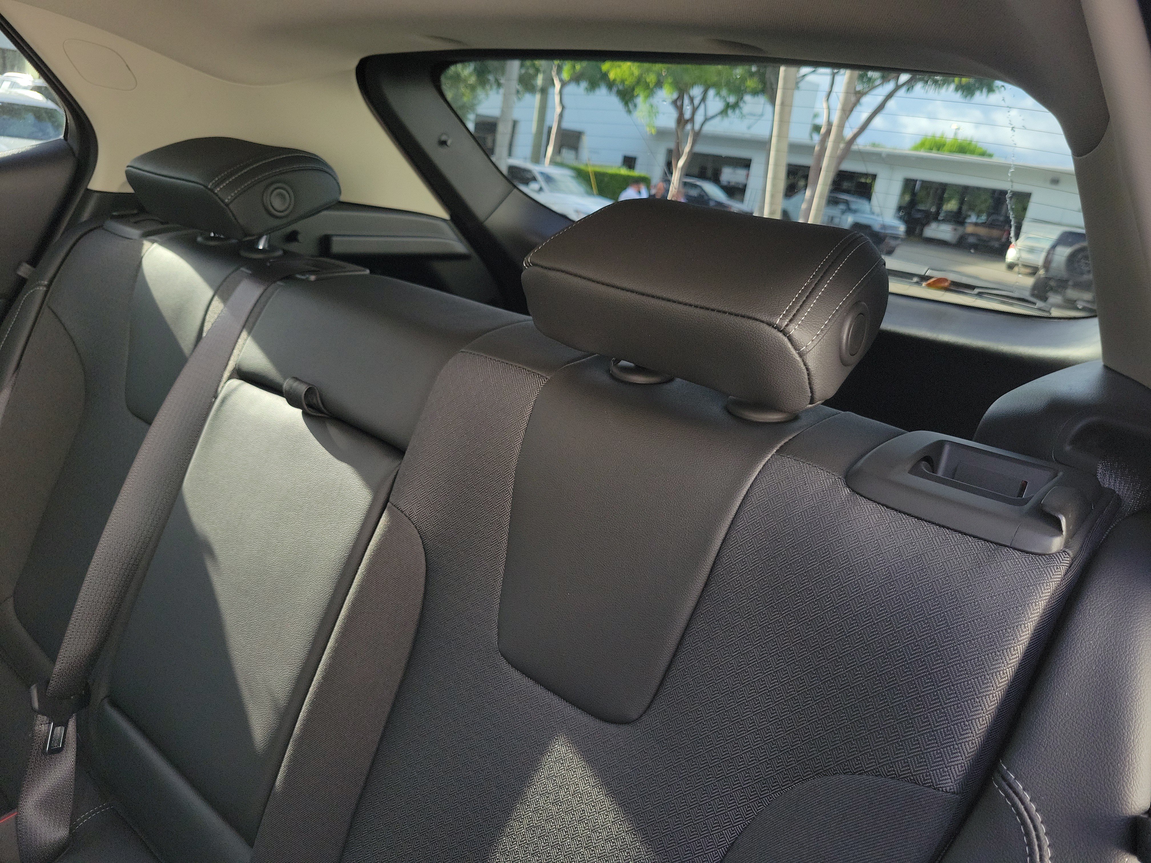 New 2026 Buick Encore GX Preferred w/ Comfort Package FWD image 12