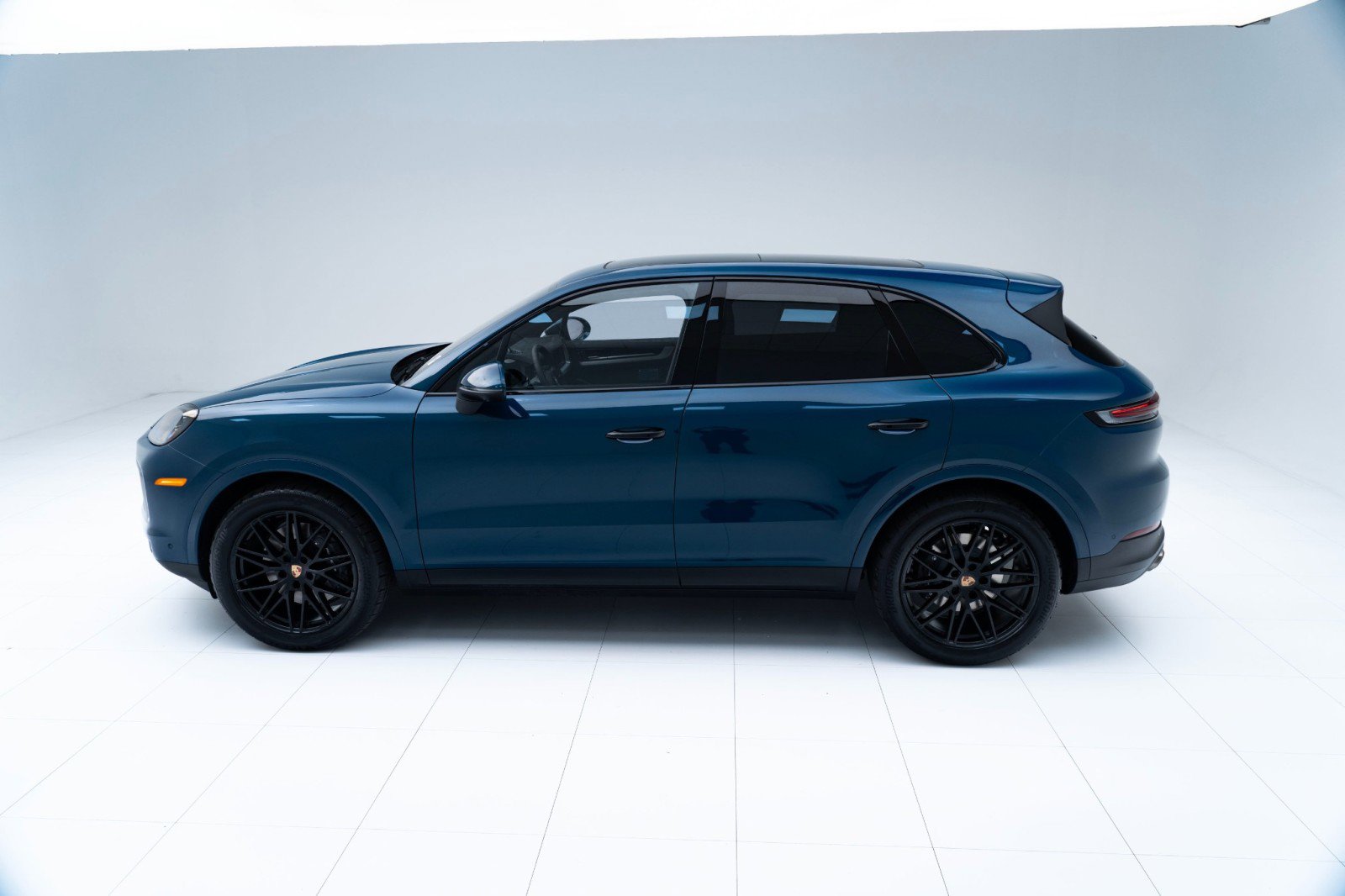 New 2026 Porsche Cayenne image 2
