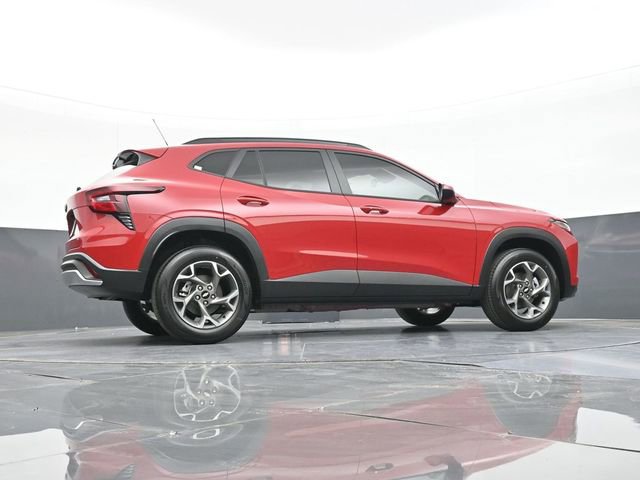 New 2026 Chevrolet Trax LT w/ Driver Confidence Package FWD image 45