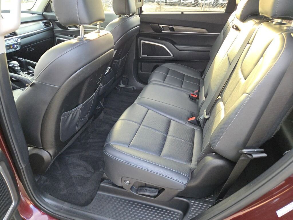 Used 2020 Kia Telluride EX image 18