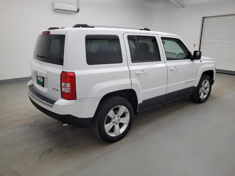 Used 2015 Jeep Patriot Limited w/ Sun/Sound Group image 10