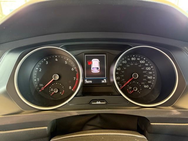 Used 2021 Volkswagen Tiguan SE image 13