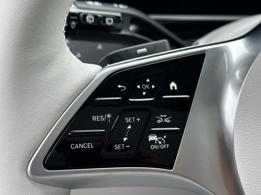 New 2026 Mercedes-Benz EQE 320 4MATIC SUV image 28