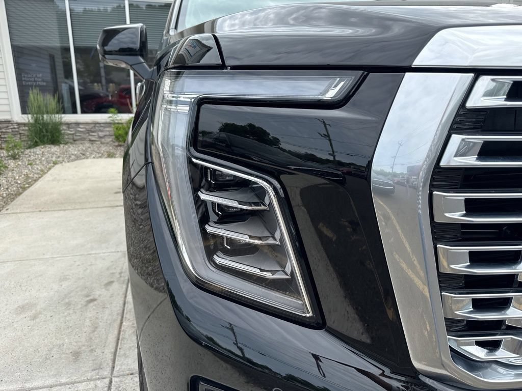 Used 2026 GMC Yukon Denali w/ Sun & Power Step Package AWD/4WD image 84
