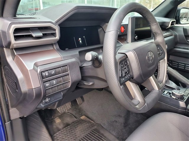 Used 2024 Toyota Tacoma TRD Off-Road image 17