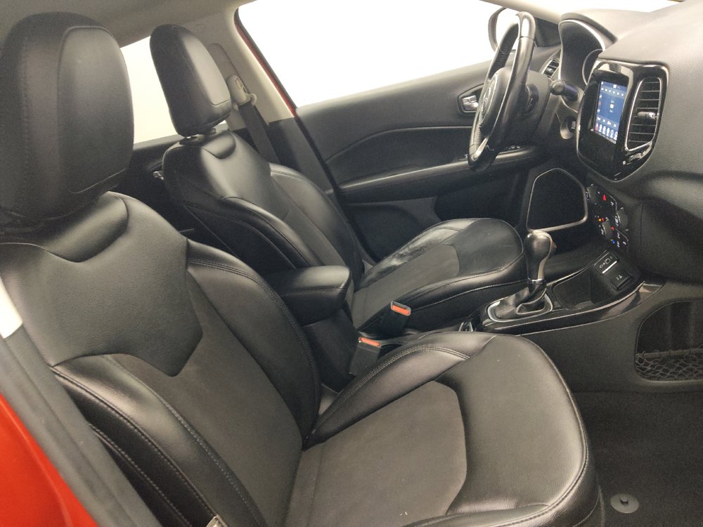 Used 2020 Jeep Compass Latitude FWD image 21