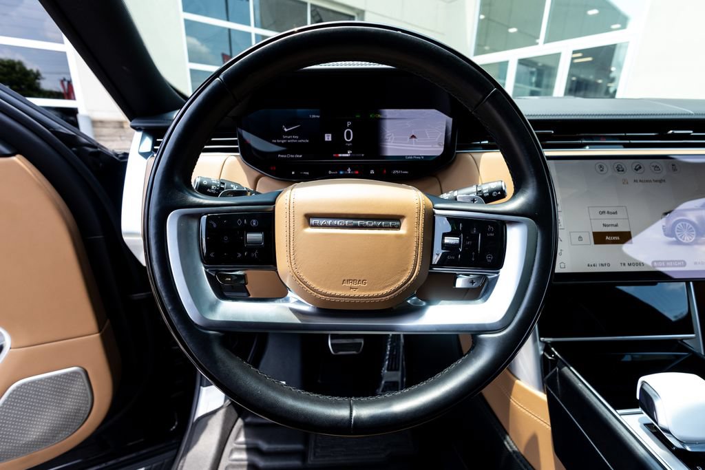 Used 2024 Land Rover Range Rover Long Wheelbase Autobiography AWD/4WD image 23