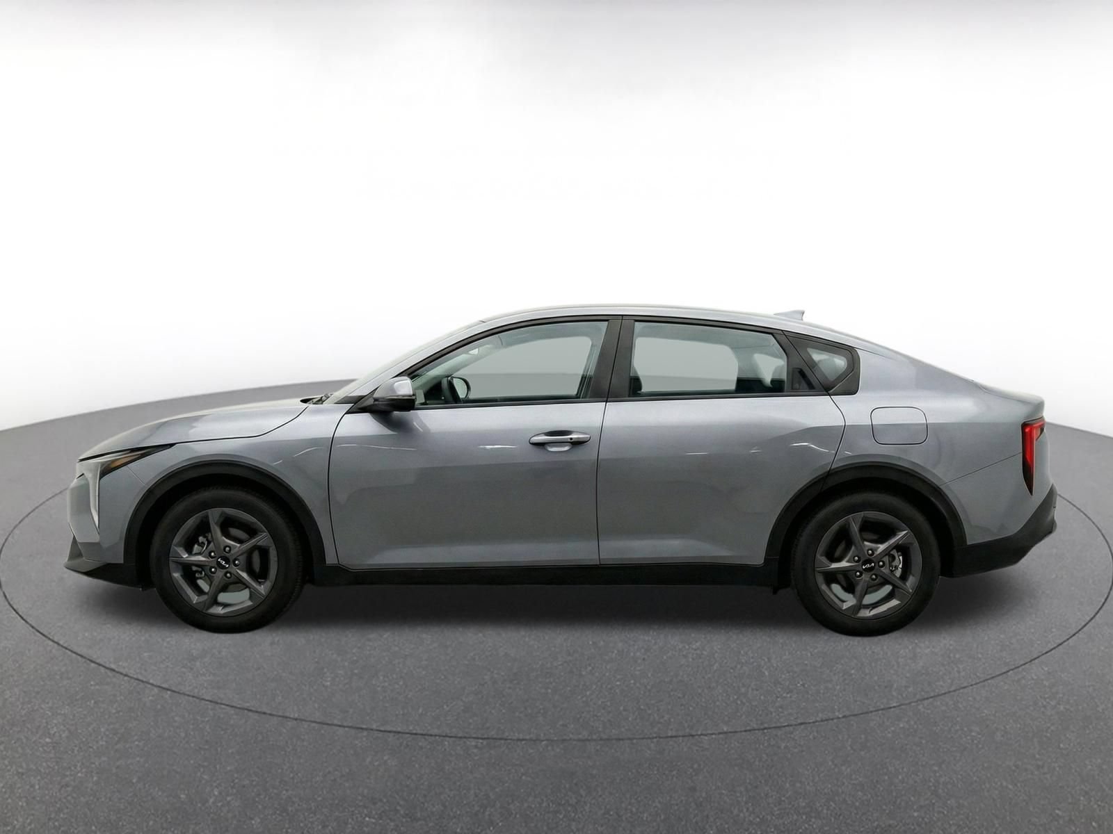 Used 2025 Kia K4 FWD image 4