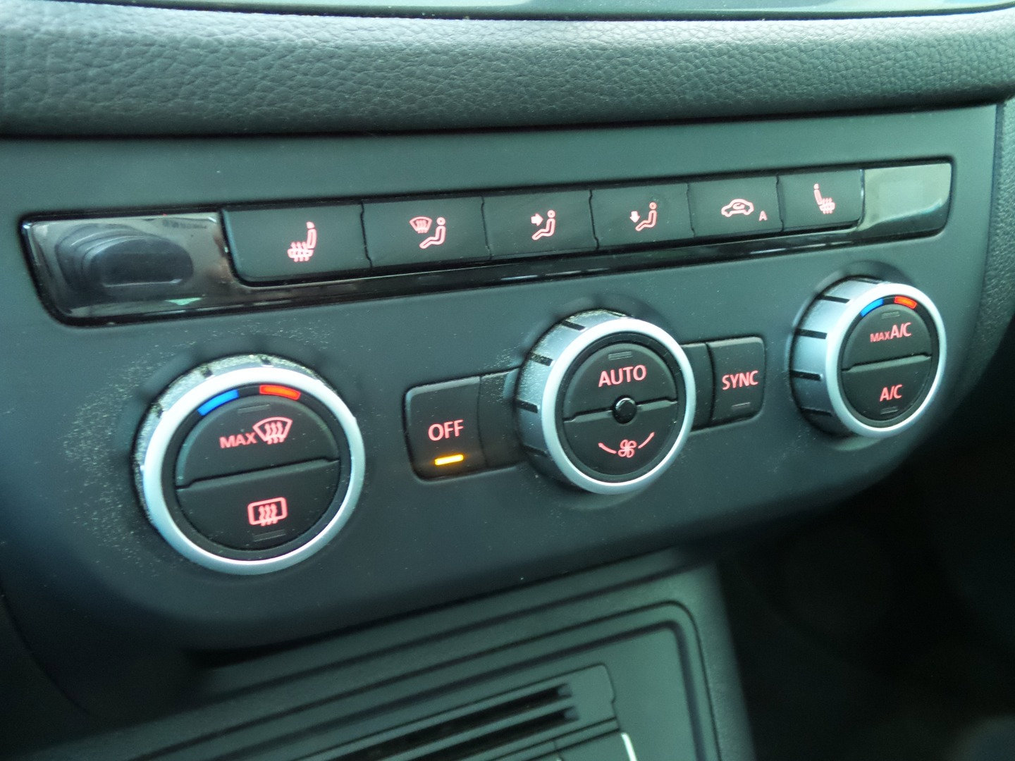 Used 2015 Volkswagen Tiguan R-Line image 70