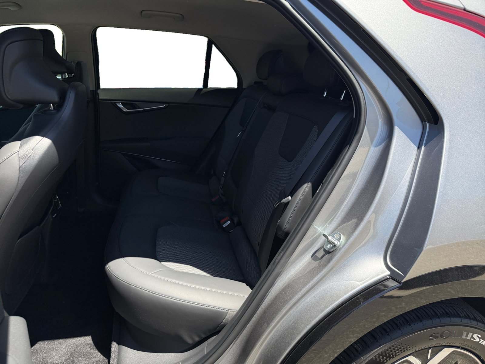 Used 2023 Kia Niro Wind FWD image 16