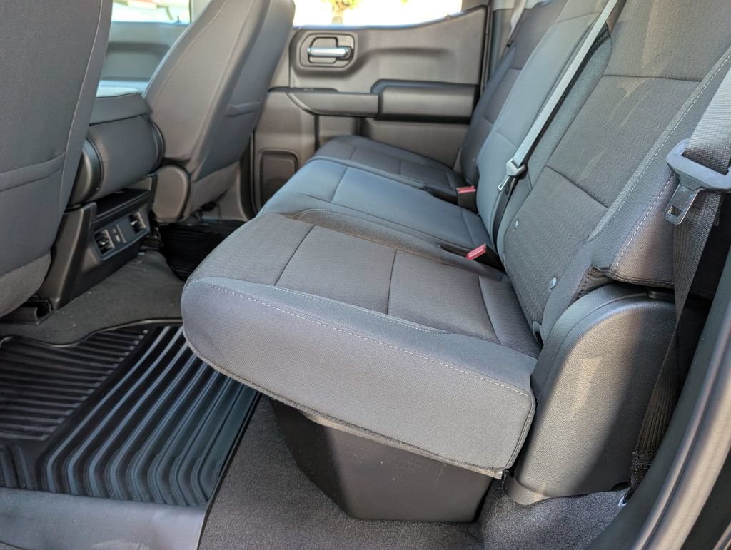 New 2026 Chevrolet Silverado 1500 Custom w/ LPO, Dark Essentials Package RWD image 7