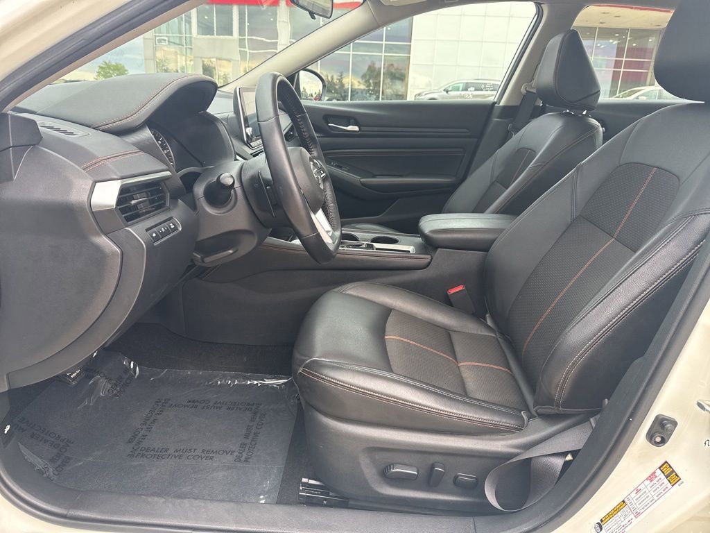 Used 2019 Nissan Altima 2.5 SR w/ SR Premium Package FWD image 7