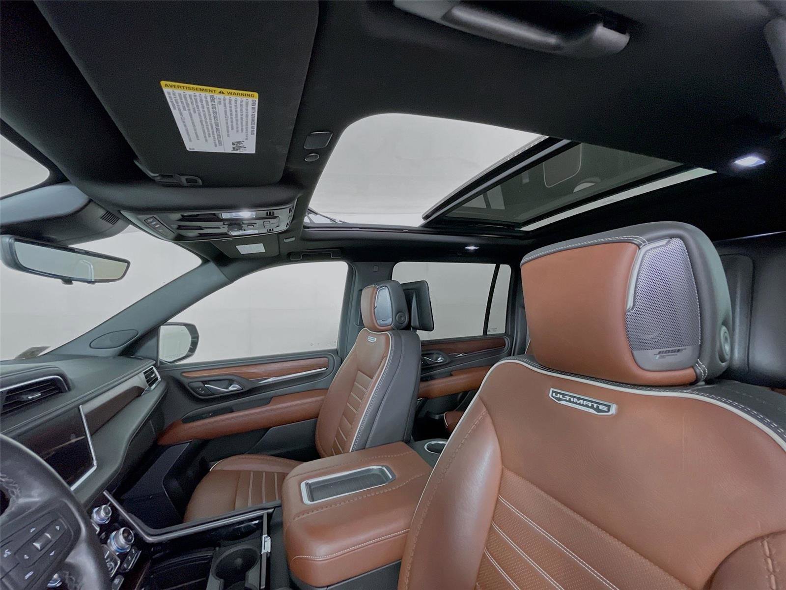Used 2023 GMC Yukon XL Denali Ultimate image 12
