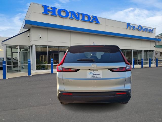 Used 2025 Honda CR-V LX image 5