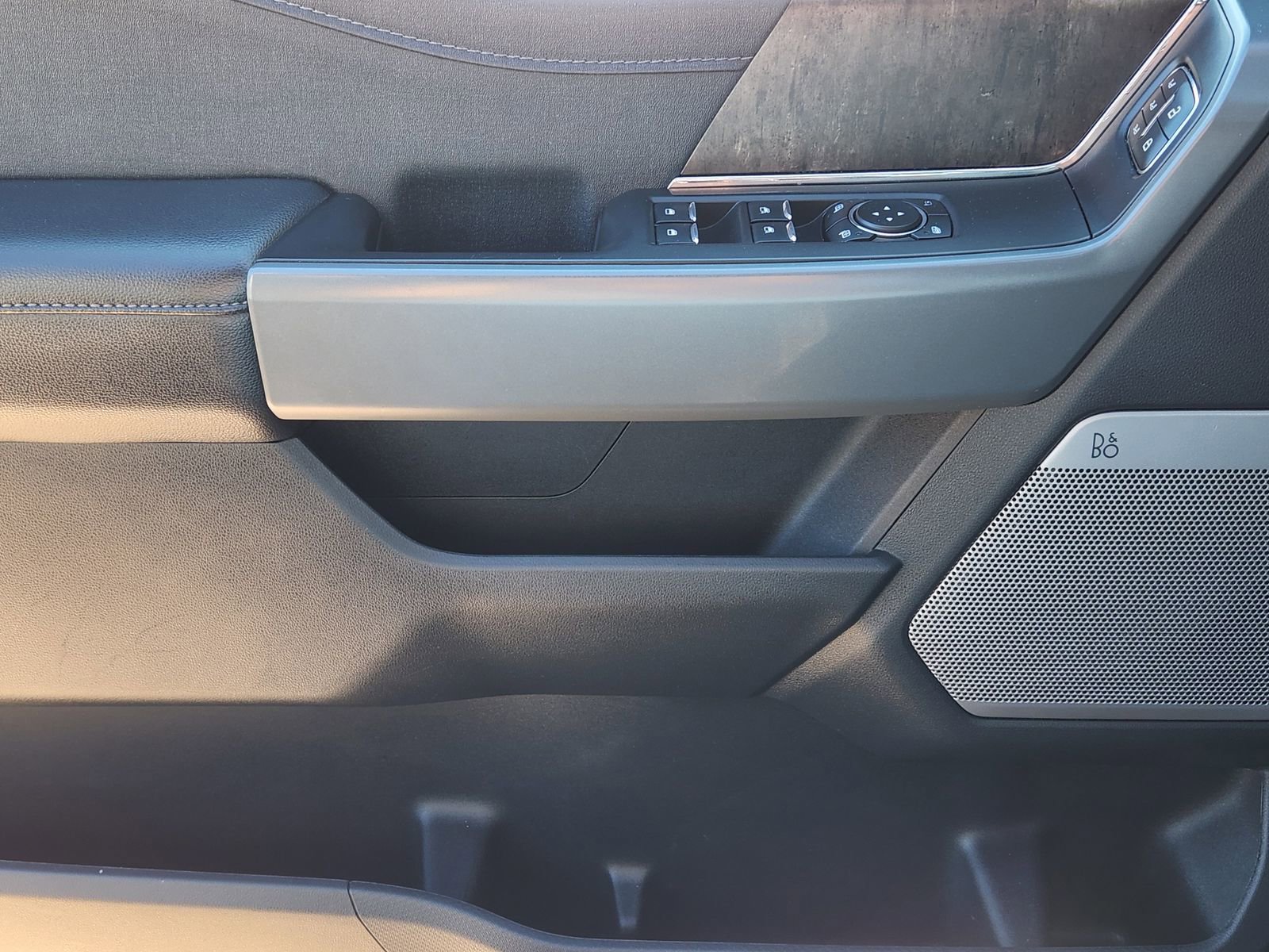 Used 2023 Ford F150 Lariat image 26