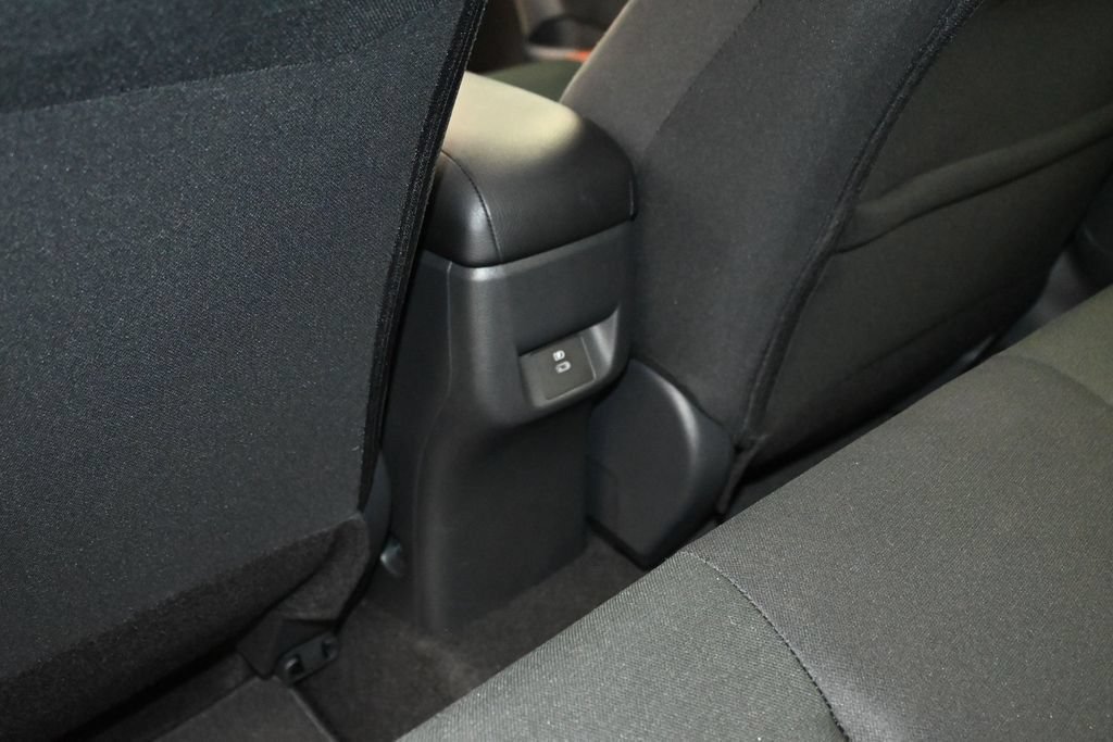 Certified 2025 Nissan Versa SR w/ Trunk Package FWD image 17
