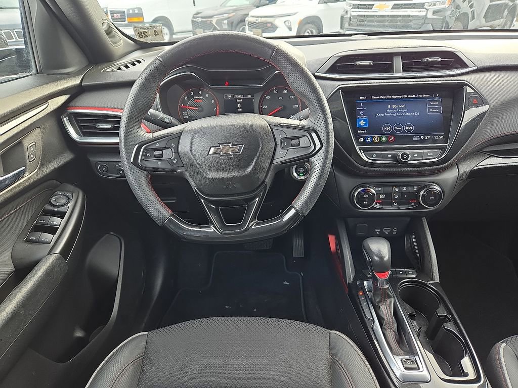 Used 2023 Chevrolet TrailBlazer RS w/ Convenience Package image 16
